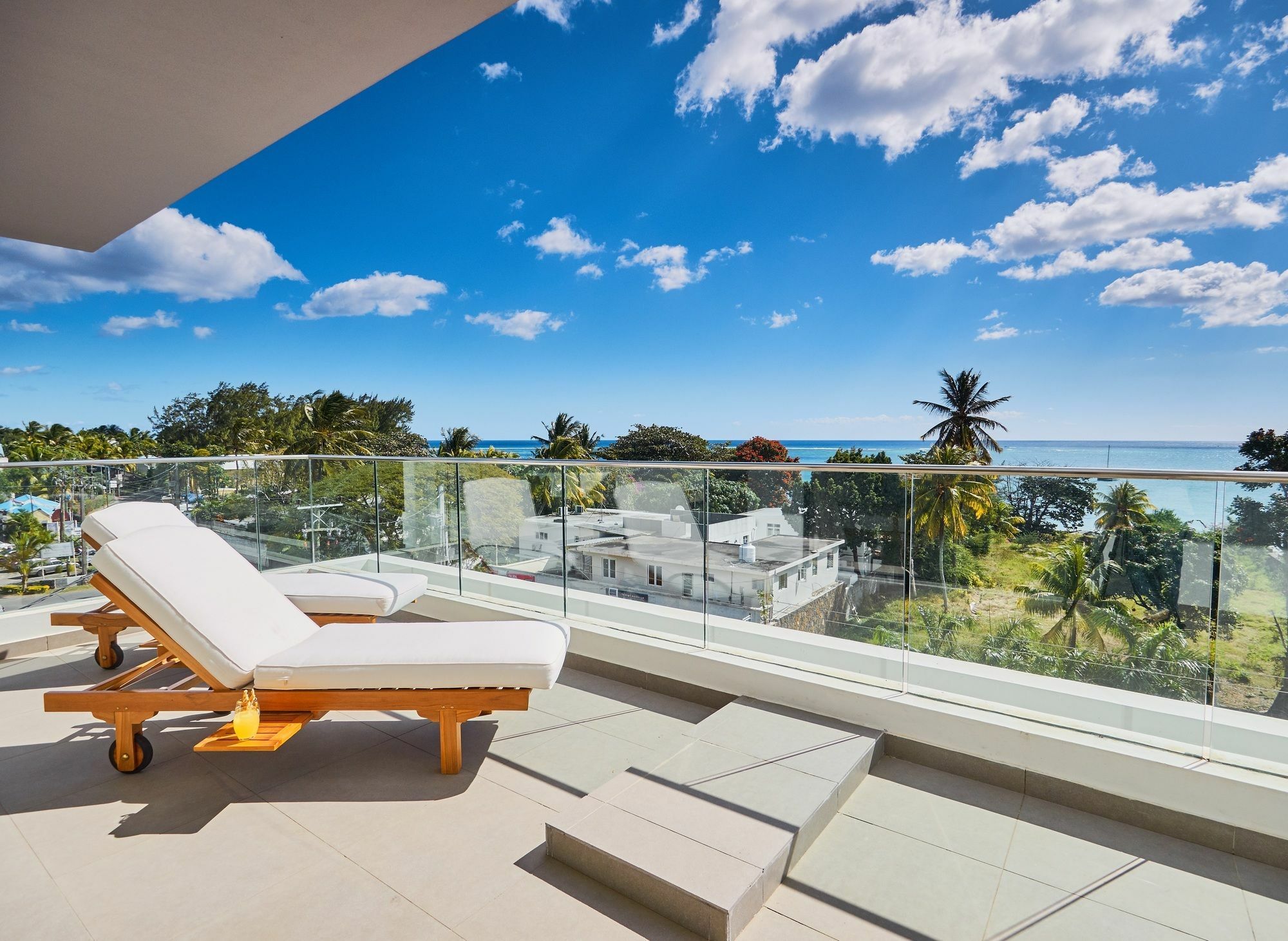 Liberty Drive Apartments & Penthouses By Lov Trou aux Biches Exterior foto